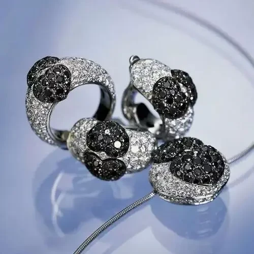 抖音二手奢侈品類目報(bào)白指南 珠寶首飾上架資質(zhì)與玉器保證金解析